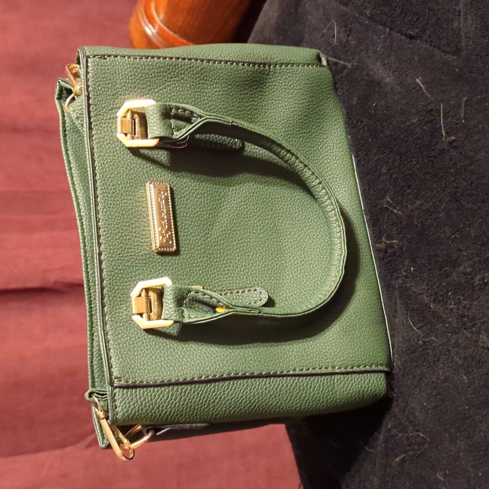 Crossbody purse